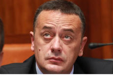 Veće akcize za penzije i plate Veće akcize za penzije i plate