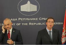 Vučić ne ide u Elbasan Vučić ne ide u Elbasan