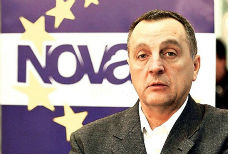 Vučić svestan neistina Vučić svestan neistina